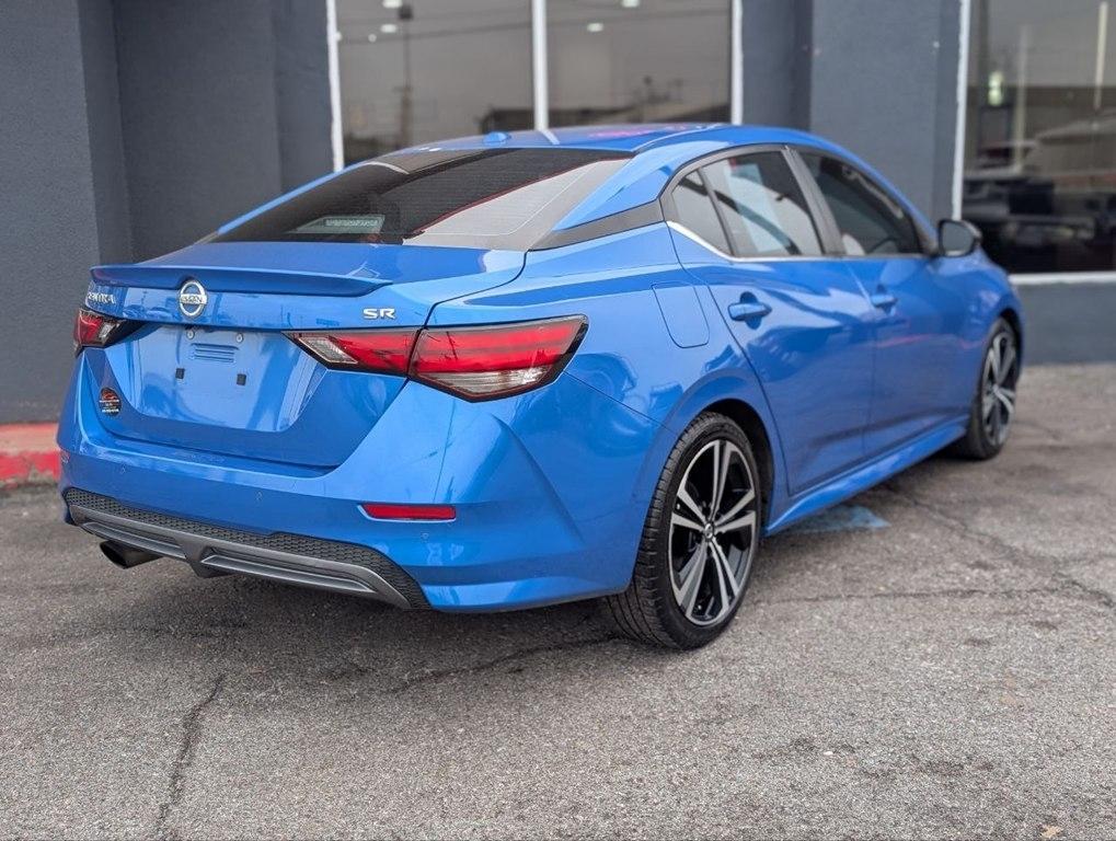 Nissan Sentra SR CVT 2021