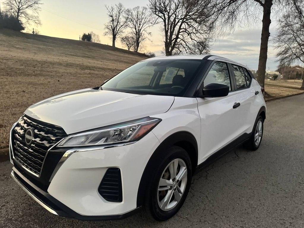 Nissan Kicks S FWD 2023