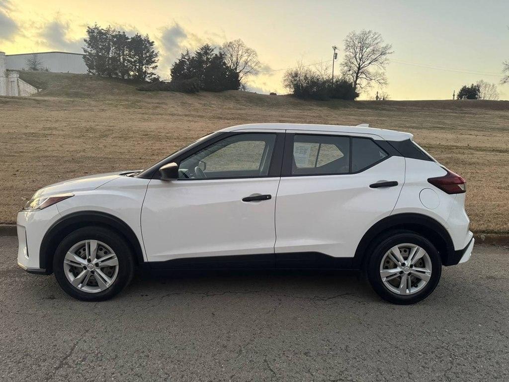 Nissan Kicks S FWD 2023