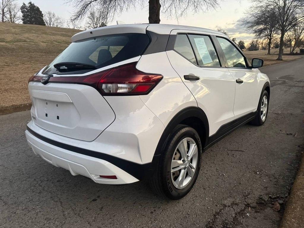 Nissan Kicks S FWD 2023