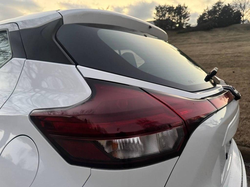 Nissan Kicks S FWD 2023