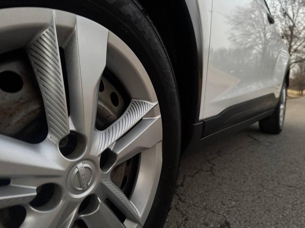 Nissan Kicks S FWD 2023