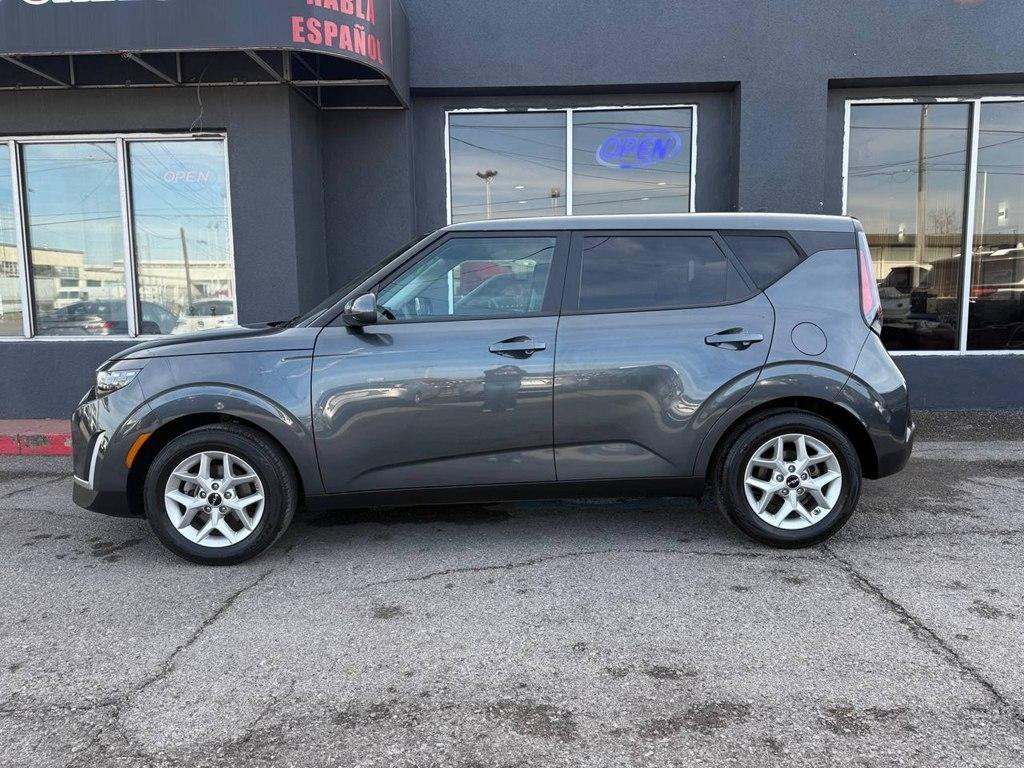 Kia Soul LX IVT 2024
