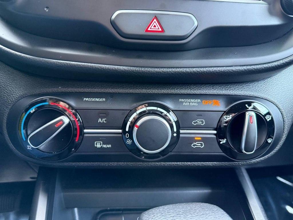 Kia Soul LX IVT 2024