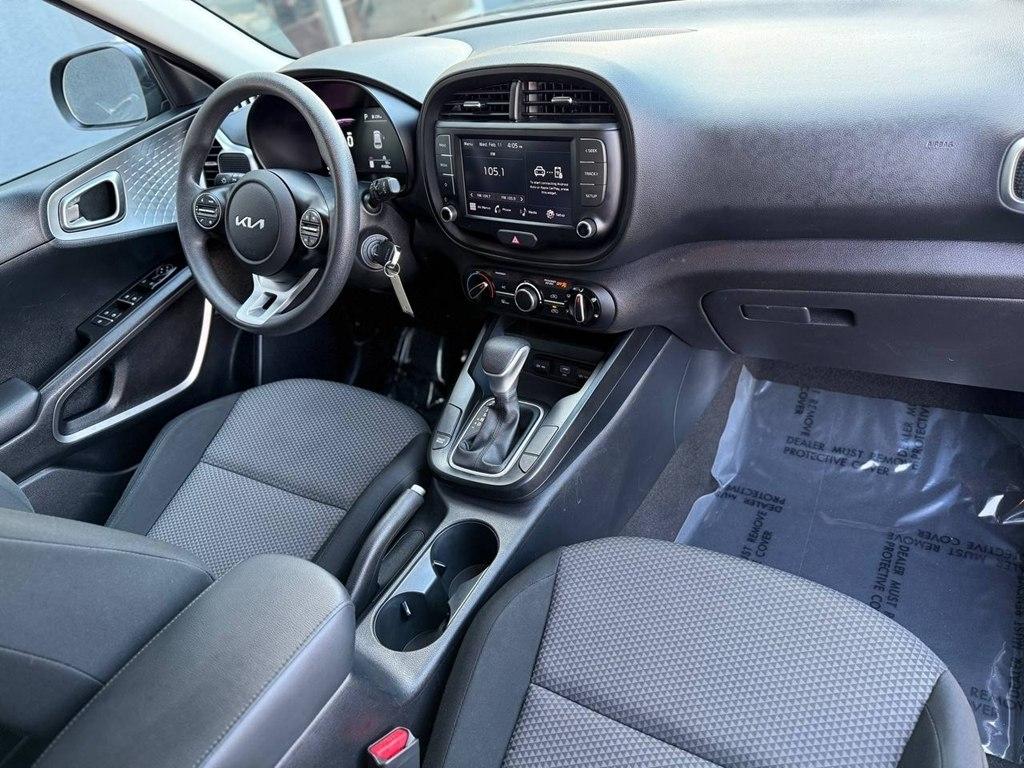 Kia Soul LX IVT 2024