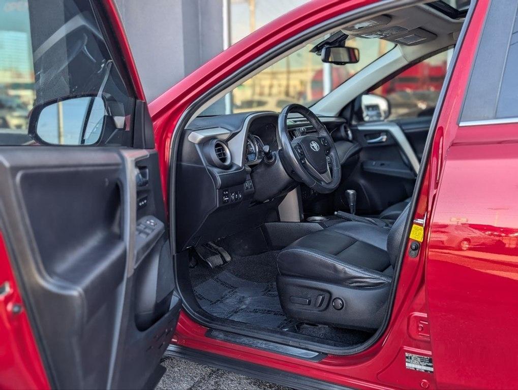 Toyota RAV4 AWD 4dr Limited (Natl) 2015