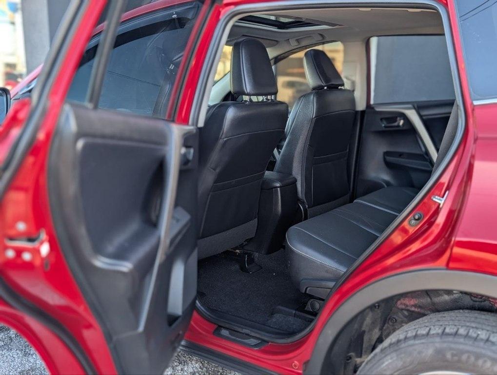 Toyota RAV4 AWD 4dr Limited (Natl) 2015