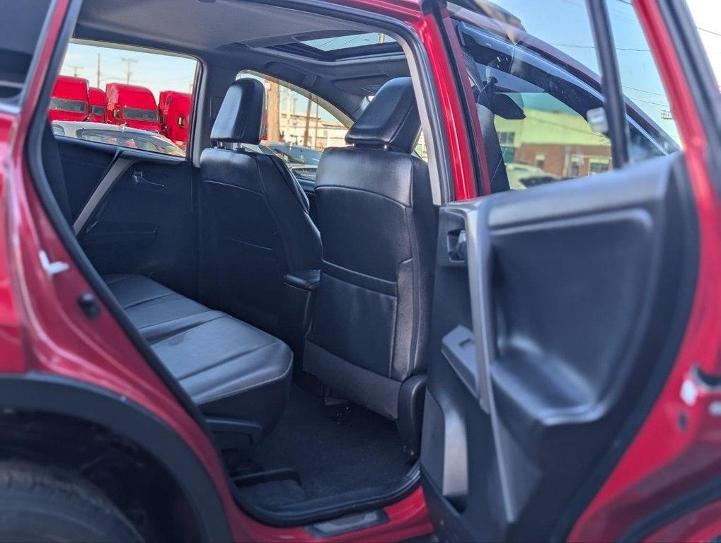 Toyota RAV4 AWD 4dr Limited (Natl) 2015