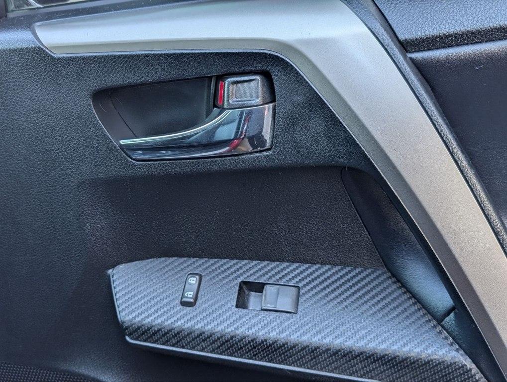 Toyota RAV4 AWD 4dr Limited (Natl) 2015