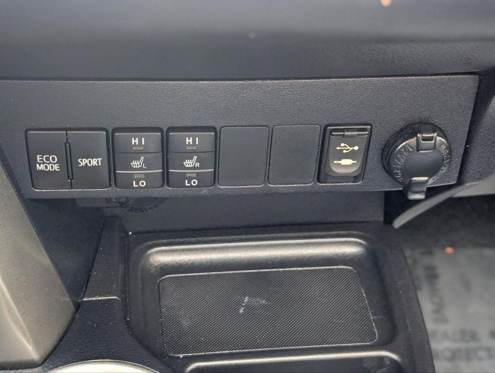 Toyota RAV4 AWD 4dr Limited (Natl) 2015