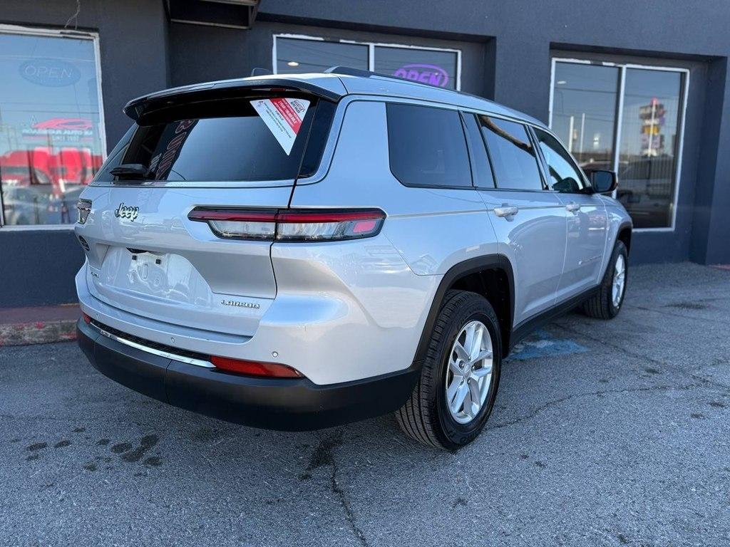 Jeep Grand Cherokee L Laredo 4x4 2023