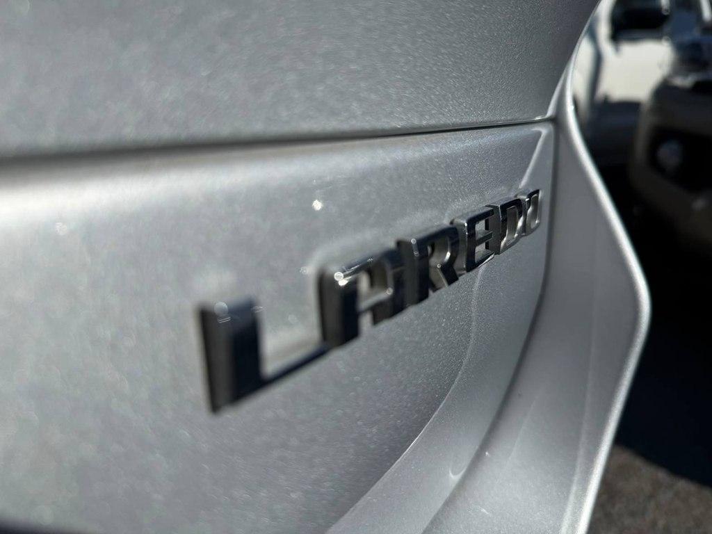 Jeep Grand Cherokee L Laredo 4x4 2023