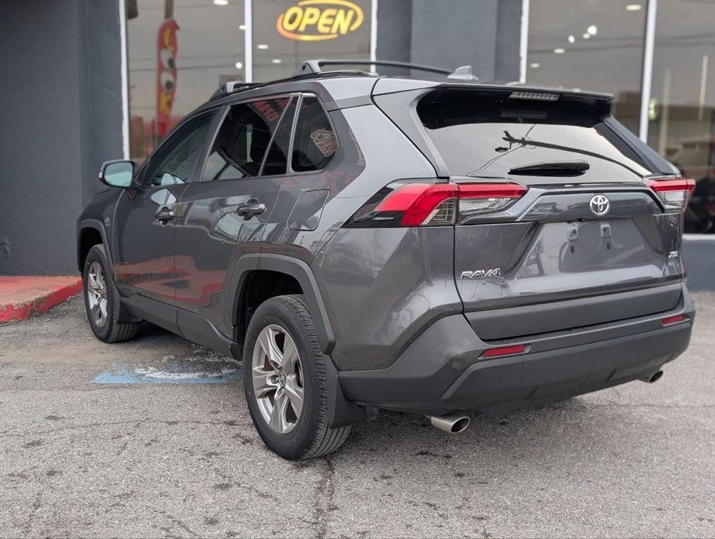 Toyota RAV4 XLE FWD (Natl) 2024