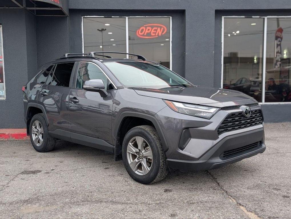 Toyota RAV4 XLE FWD (Natl) 2024