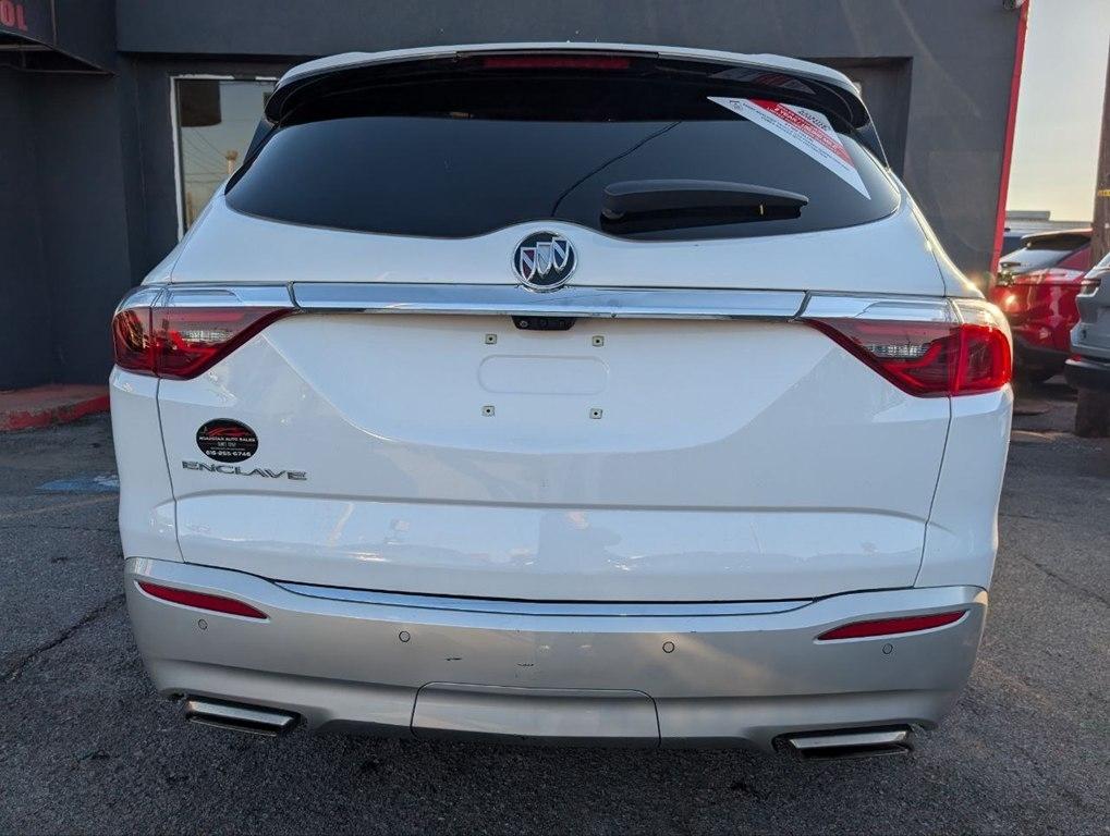 Buick Enclave FWD 4dr Premium 2024