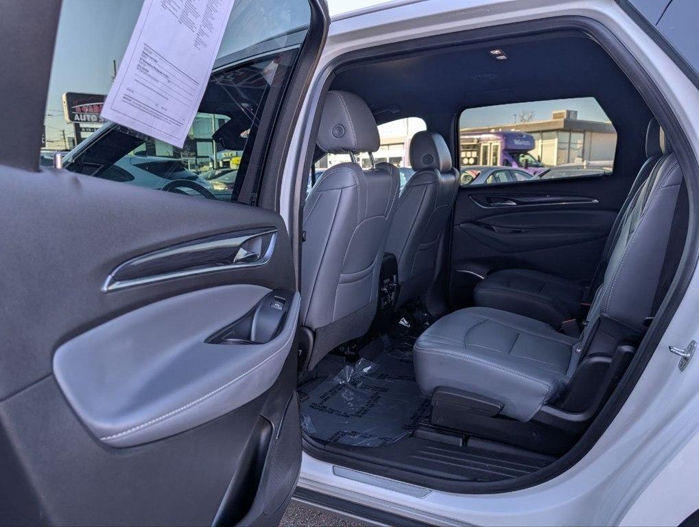 Buick Enclave FWD 4dr Premium 2024