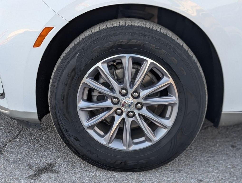 Buick Enclave FWD 4dr Premium 2024