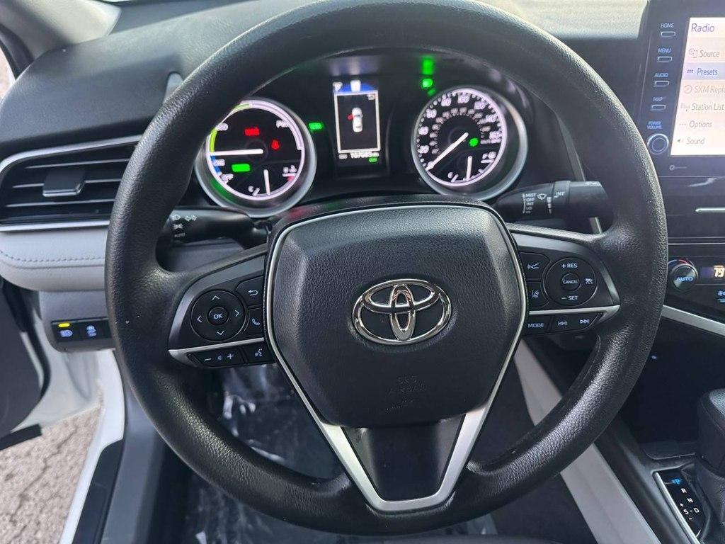 Toyota Camry Hybrid LE CVT (Natl) 2022