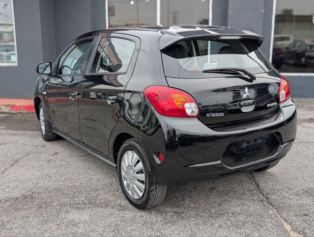 Mitsubishi Mirage 4dr HB Man DE 2014