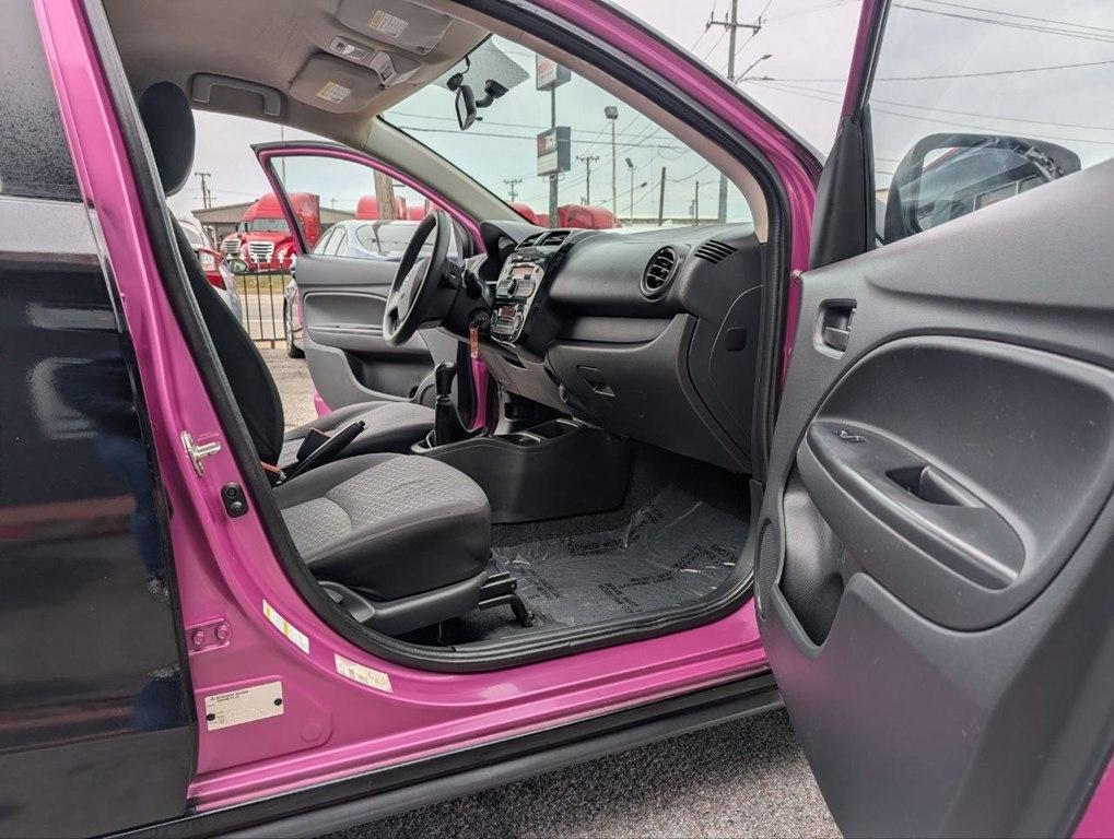 Mitsubishi Mirage 4dr HB Man DE 2014