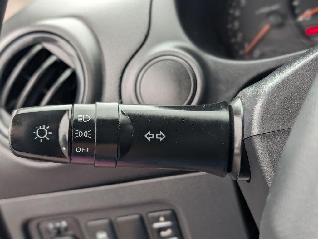 Mitsubishi Mirage 4dr HB Man DE 2014