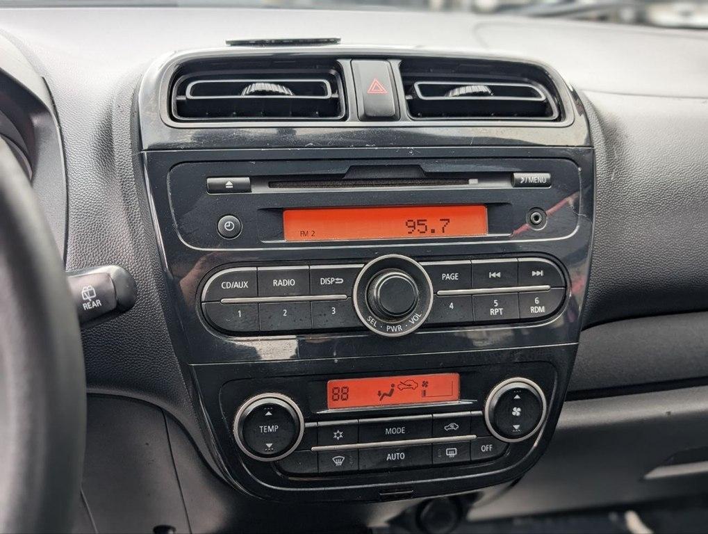 Mitsubishi Mirage 4dr HB Man DE 2014