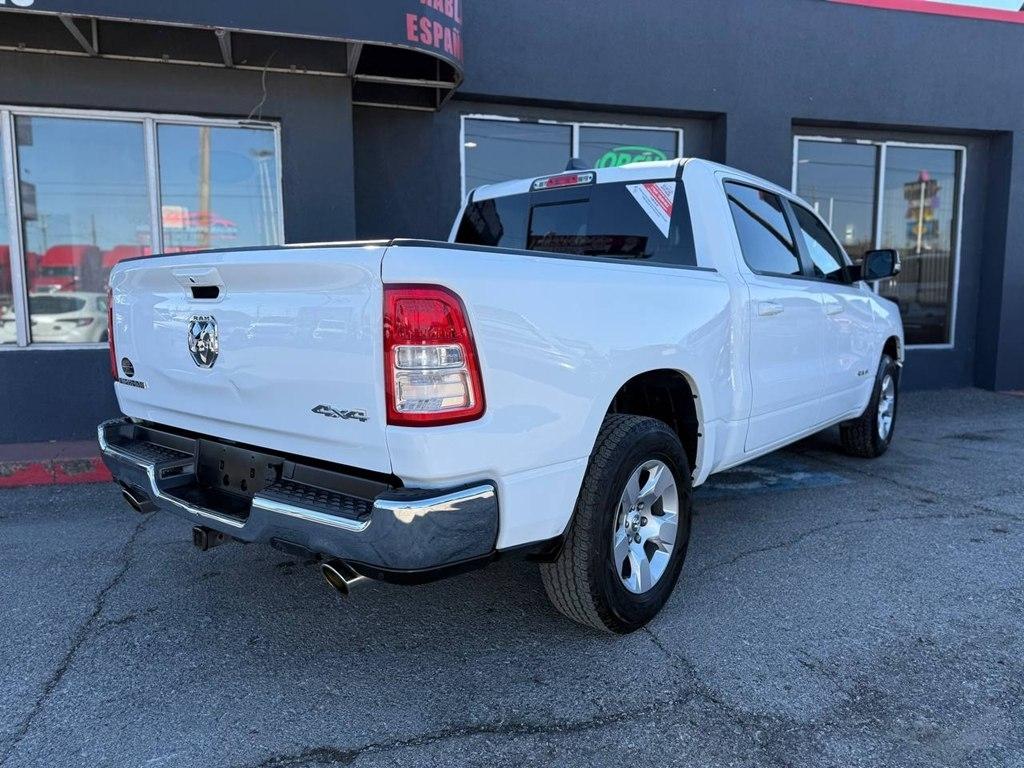 RAM 1500 Big Horn 4x4 Crew Cab 5'7" Box 2022