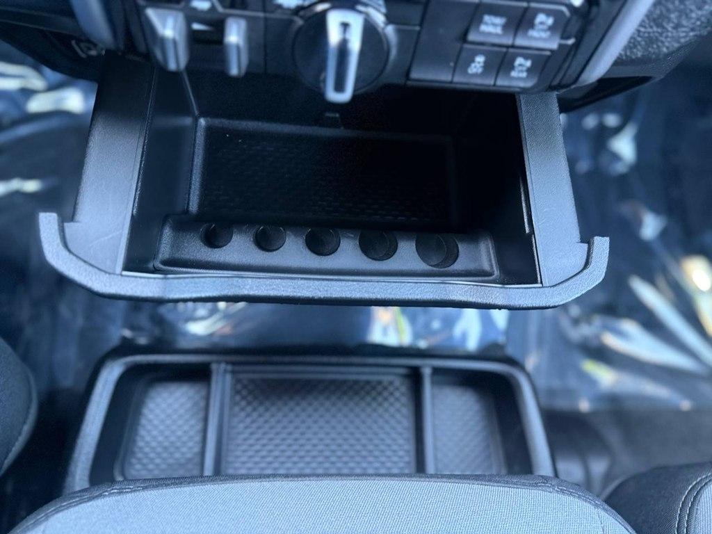 RAM 1500 Big Horn 4x4 Crew Cab 5'7" Box 2022