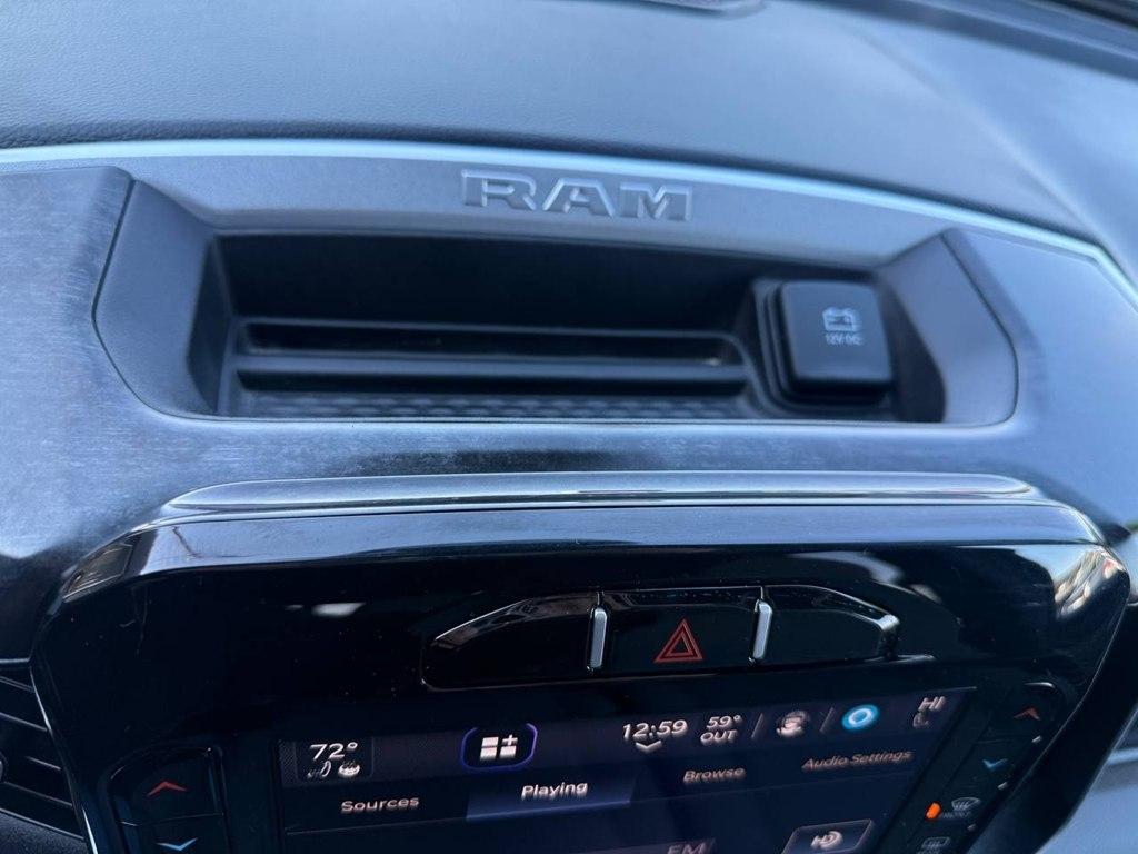 RAM 1500 Big Horn 4x4 Crew Cab 5'7" Box 2022