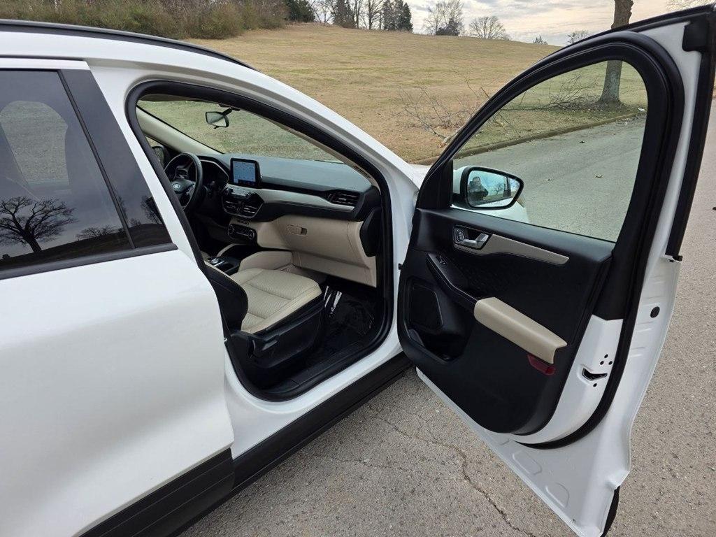 Ford Escape SEL FWD 2020