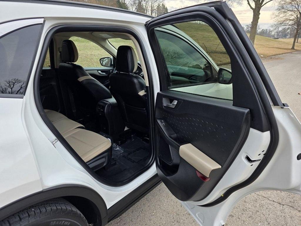 Ford Escape SEL FWD 2020