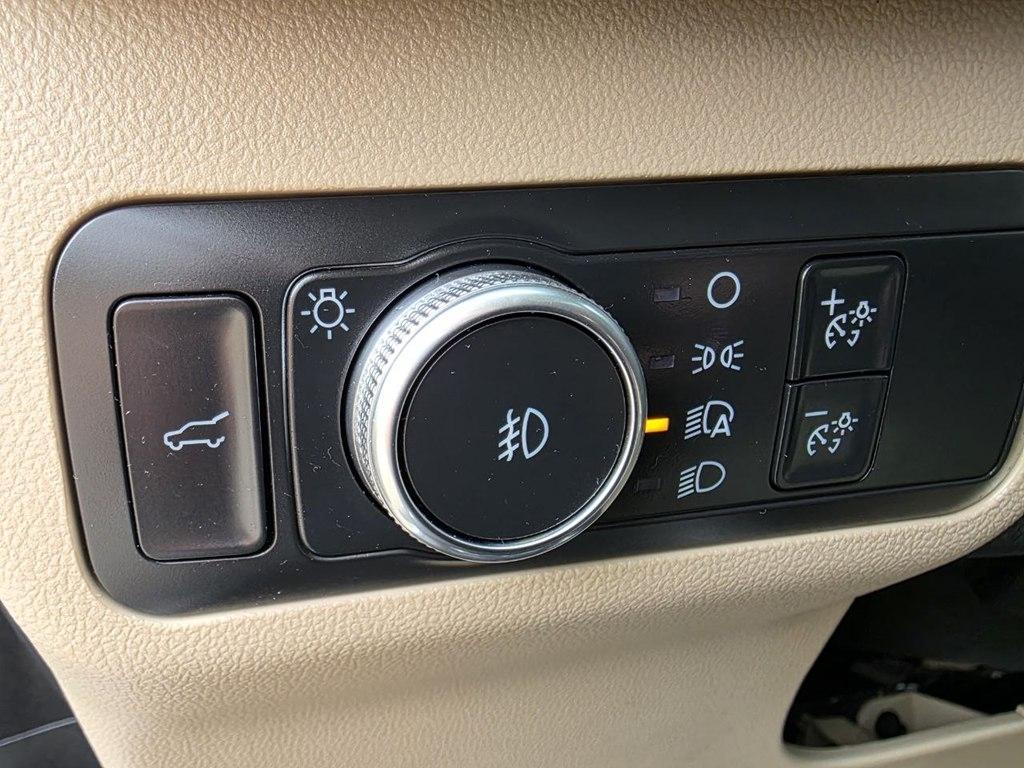 Ford Escape SEL FWD 2020