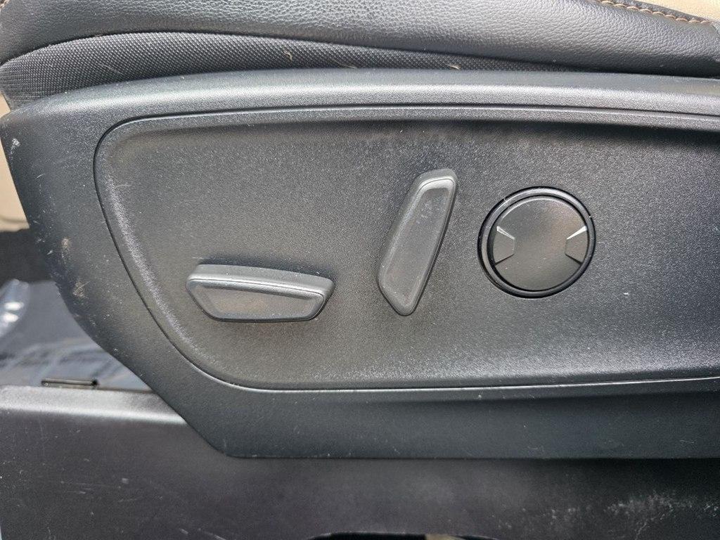 Ford Escape SEL FWD 2020