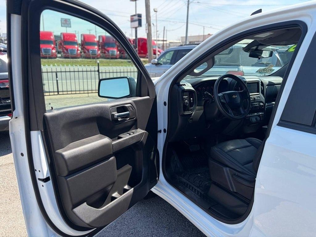 Chevrolet Silverado 1500 2WD Crew Cab 147" Work Truck 2025