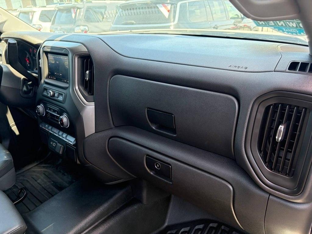 Chevrolet Silverado 1500 2WD Crew Cab 147" Work Truck 2025