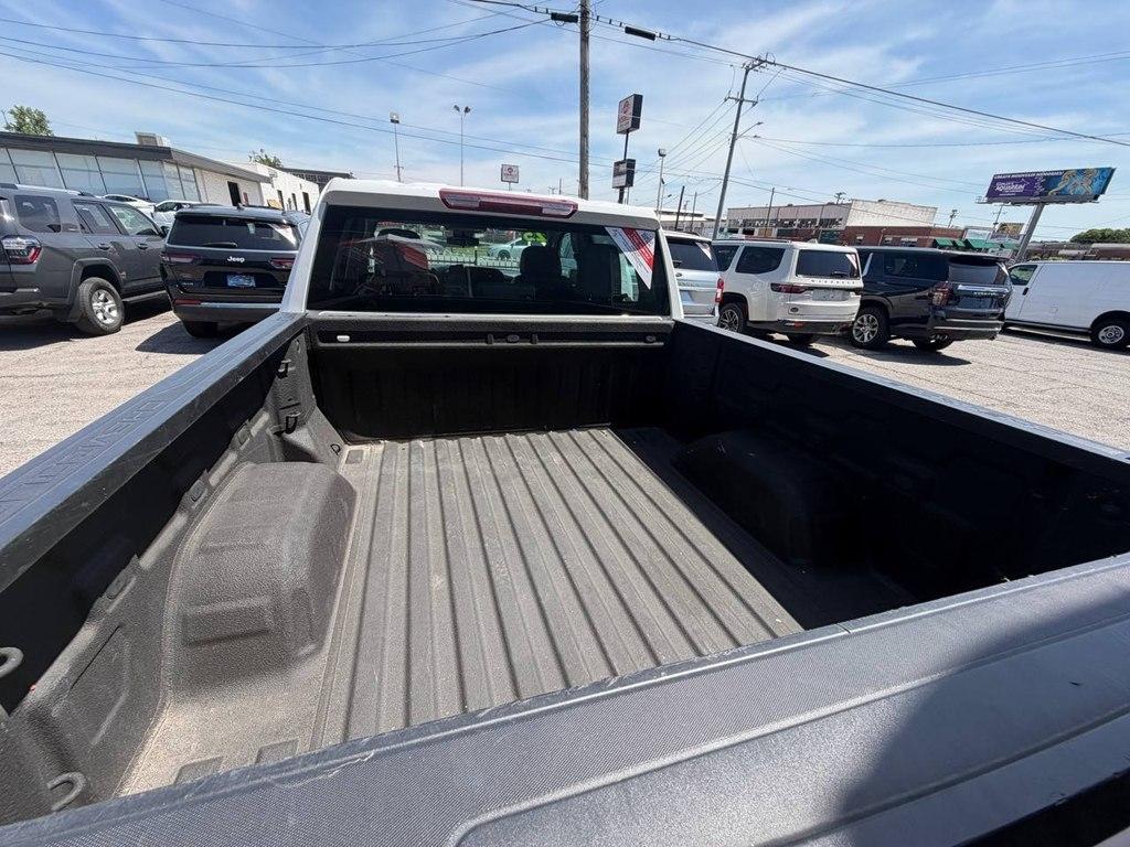 Chevrolet Silverado 1500 2WD Crew Cab 147" Work Truck 2025