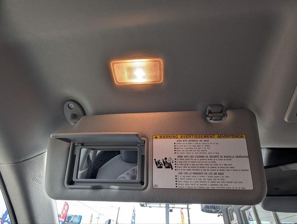 Toyota Highlander LE AWD (Natl) 2024