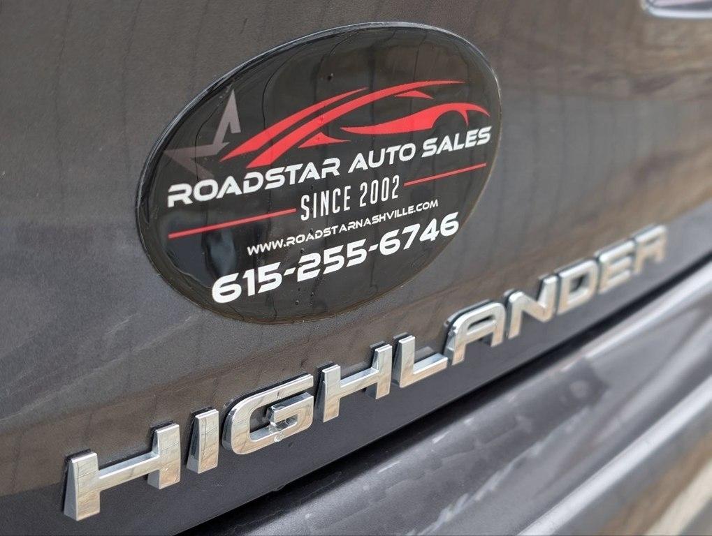 Toyota Highlander LE AWD (Natl) 2024