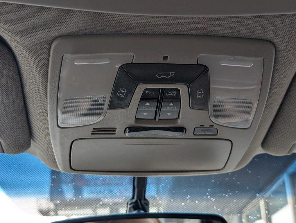 Toyota Sienna XLE Auto Access Seat FWD 7-Passenger (Natl) 2017