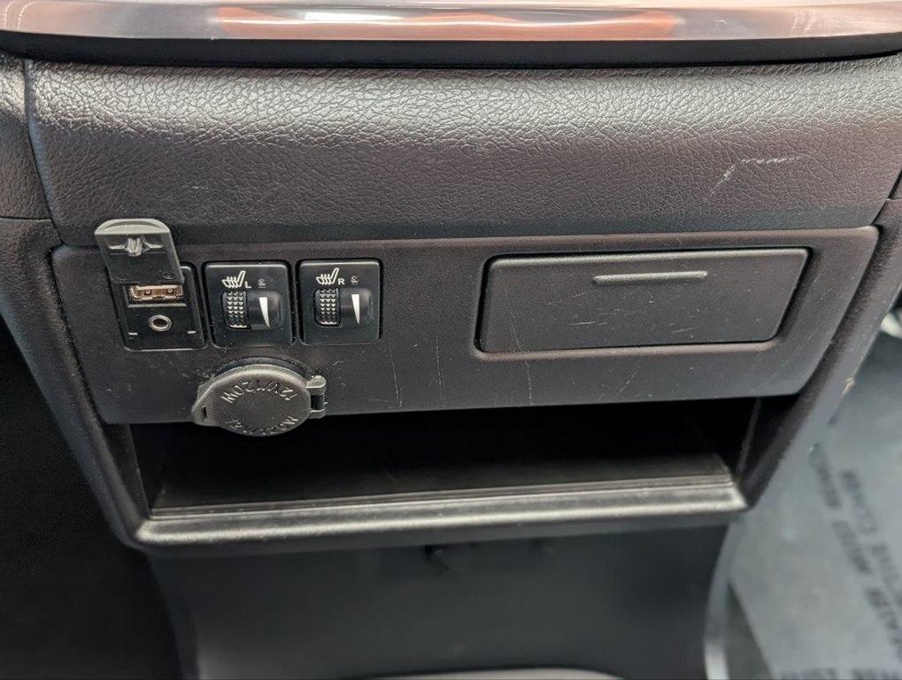 Toyota Sienna XLE Auto Access Seat FWD 7-Passenger (Natl) 2017