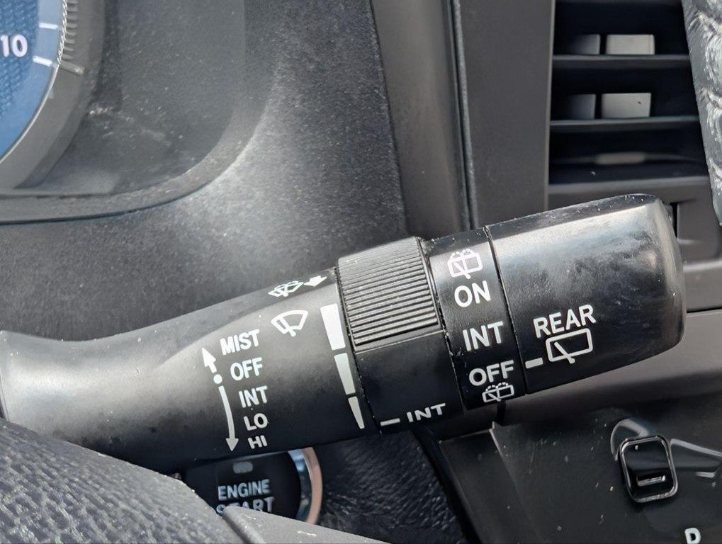 Toyota Sienna XLE Auto Access Seat FWD 7-Passenger (Natl) 2017