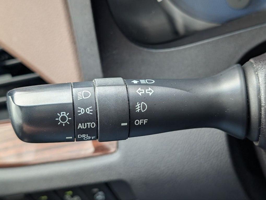 Toyota Sienna XLE Auto Access Seat FWD 7-Passenger (Natl) 2017