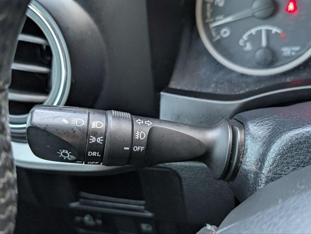 Toyota Tacoma SR5 Double Cab 5' Bed V6 4x2 AT (Natl) 2018