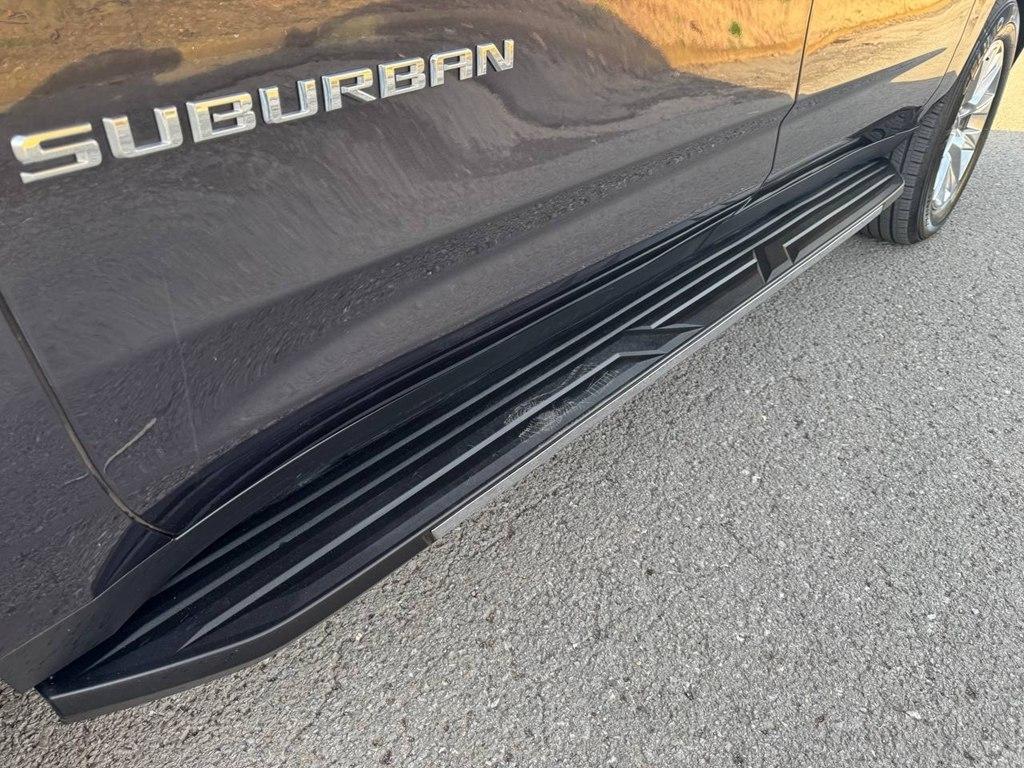 Chevrolet Suburban 2WD 4dr Premier 2023