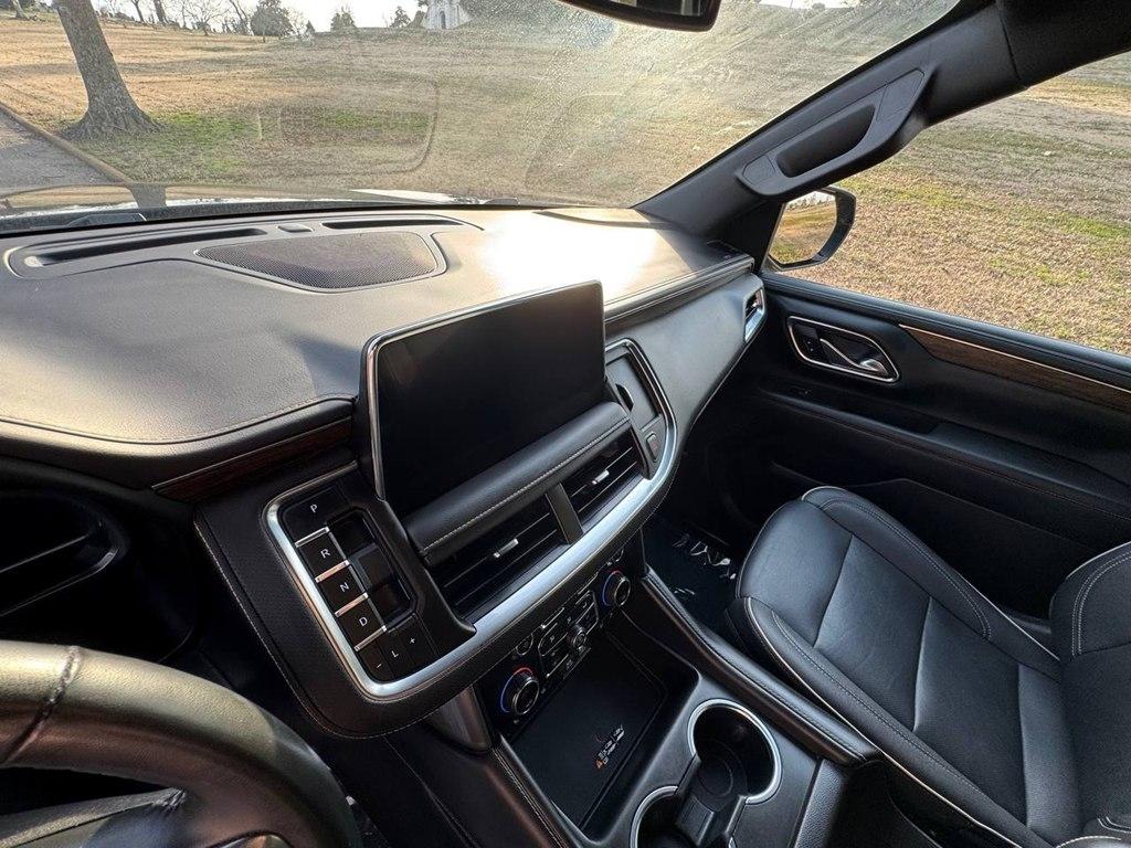 Chevrolet Suburban 2WD 4dr Premier 2023