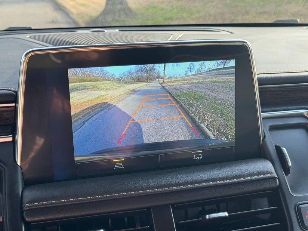 Chevrolet Suburban 2WD 4dr Premier 2023