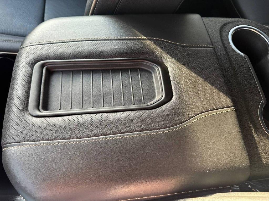 Chevrolet Suburban 2WD 4dr Premier 2023