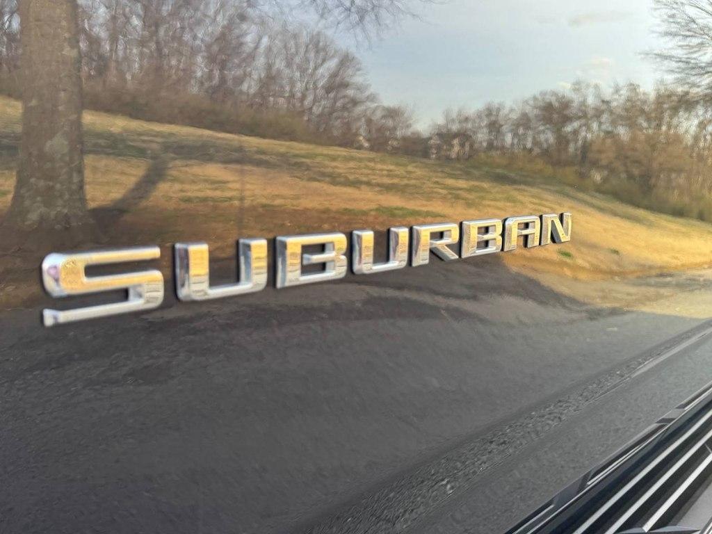 Chevrolet Suburban 2WD 4dr Premier 2023