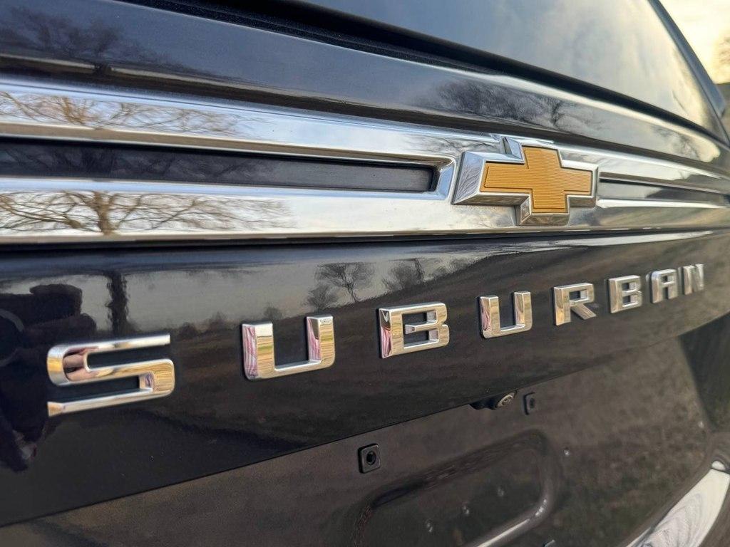 Chevrolet Suburban 2WD 4dr Premier 2023