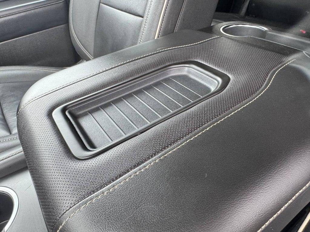 Chevrolet Suburban 2WD 4dr Premier 2023